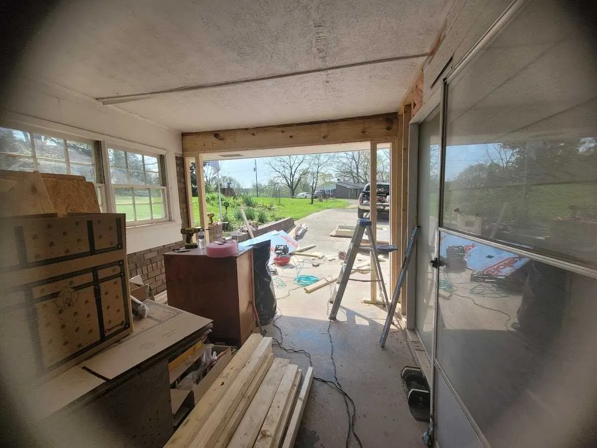 Air movers and dehumidifier for Drying & Dehumidification in Bridgeport